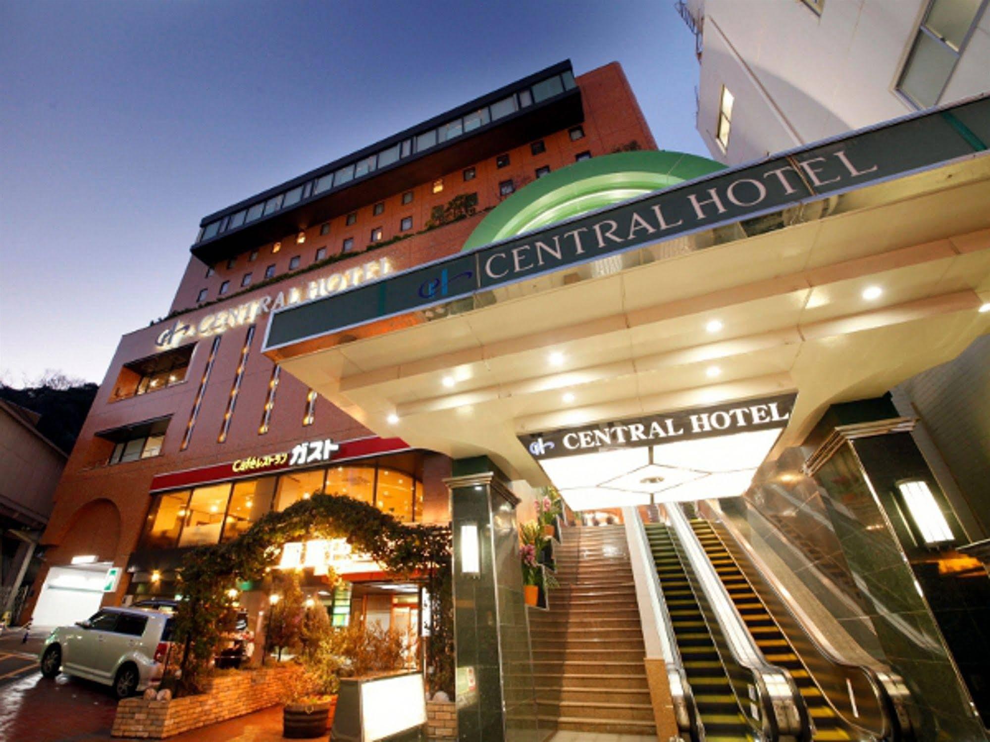 Central Hotel Йокосука Екстер'єр фото