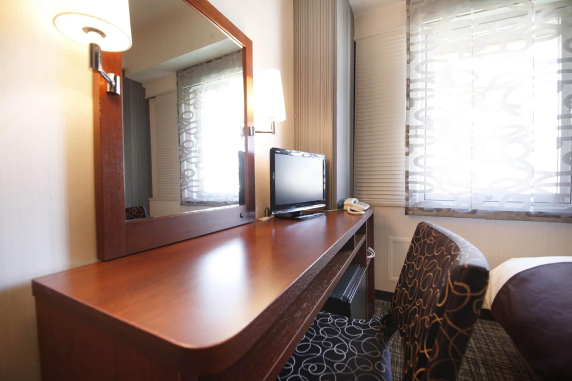 Central Hotel Йокосука Екстер'єр фото