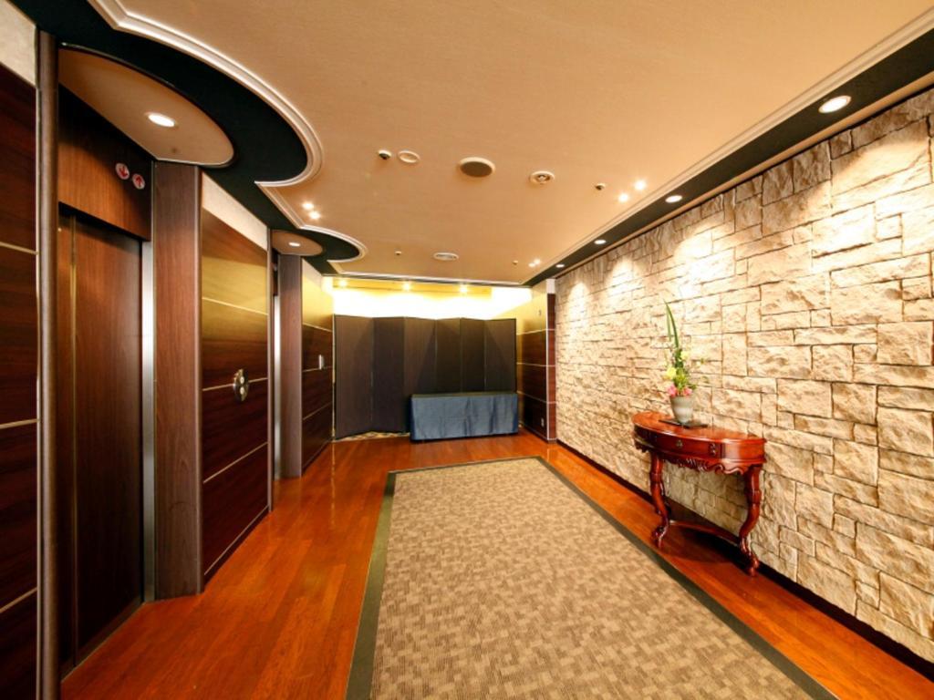 Central Hotel Йокосука Екстер'єр фото