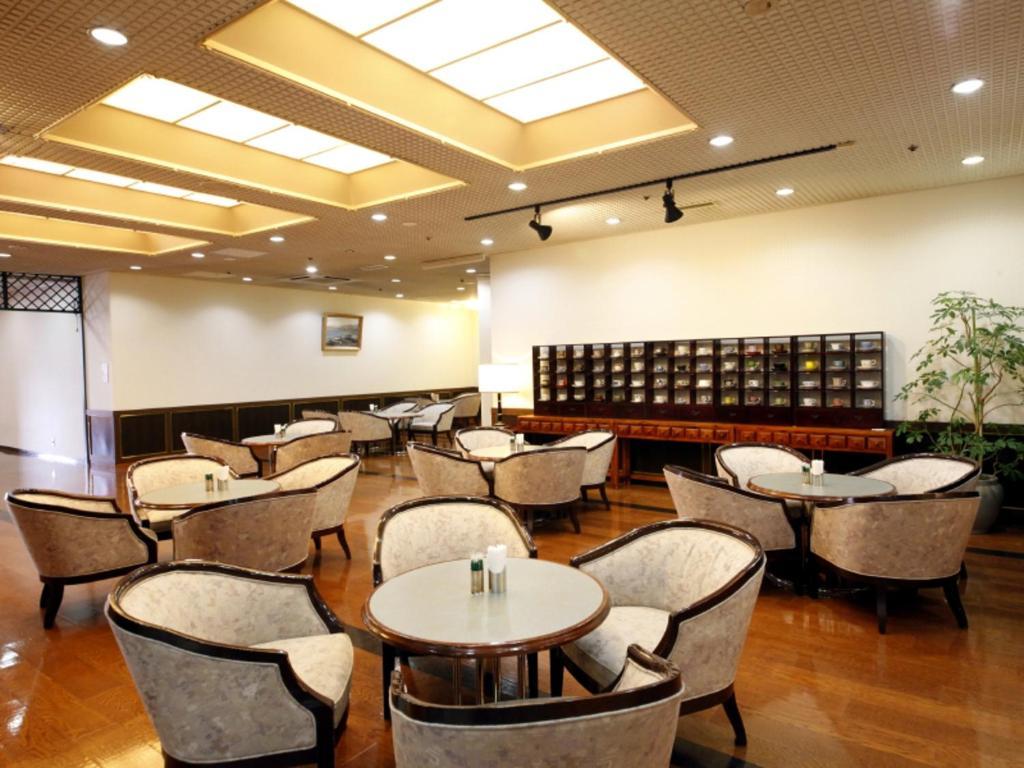 Central Hotel Йокосука Екстер'єр фото