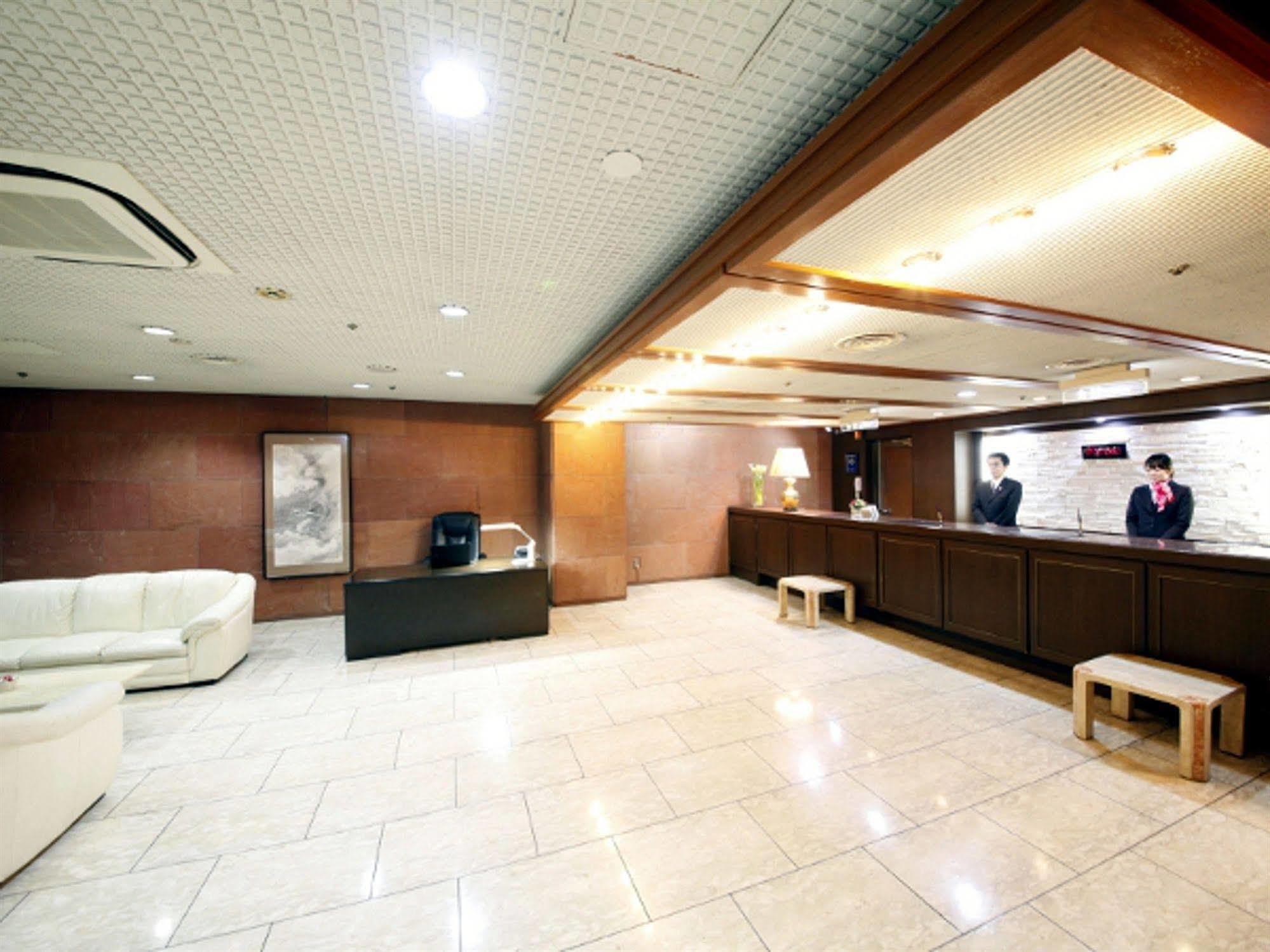 Central Hotel Йокосука Екстер'єр фото